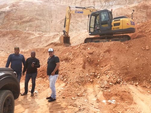 Ibirataia: Secretário de Governo Valdo Silva supervisiona serviços na zona rural do município