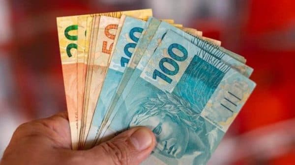 ‘Dinheiro esquecido: Brasileiros têm mais de R$ 7 bi aguardando resgate