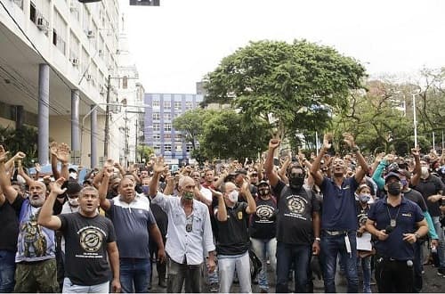Governo da Bahia abre negociação com Policiais Civis e greve da categoria é suspensa
