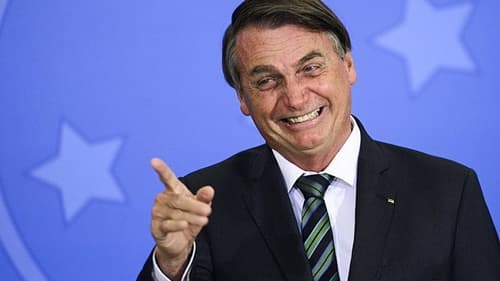 Museu da Fifa diz que camisa do Brasil foi “sequestrada” por apoiadores de Bolsonaro