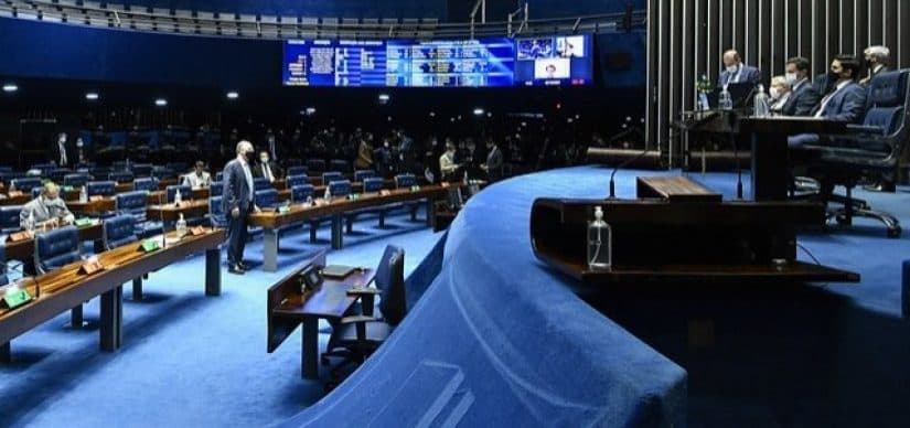Senado aprova texto que prevê pagar professores com dinheiro de precatórios