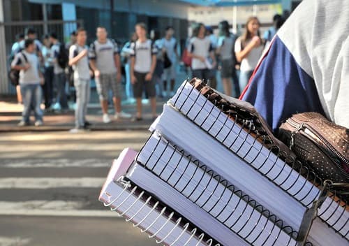 Reajuste em escolas privadas será de até 15% na Bahia, diz sindicato