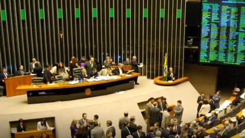 Deputados baianos elogiam Trump horas antes de guerra comercial com o Brasil