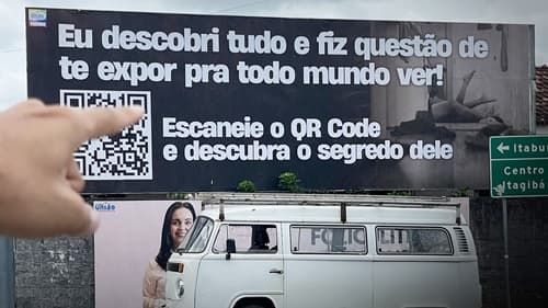 Mulher exposta em outdoor em Ipiaú: Ação publicitária surpreende a cidade