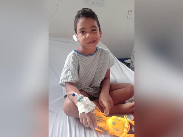 Ibirataia: Campanha de solidariedade pede ajuda para garoto com tumor raro