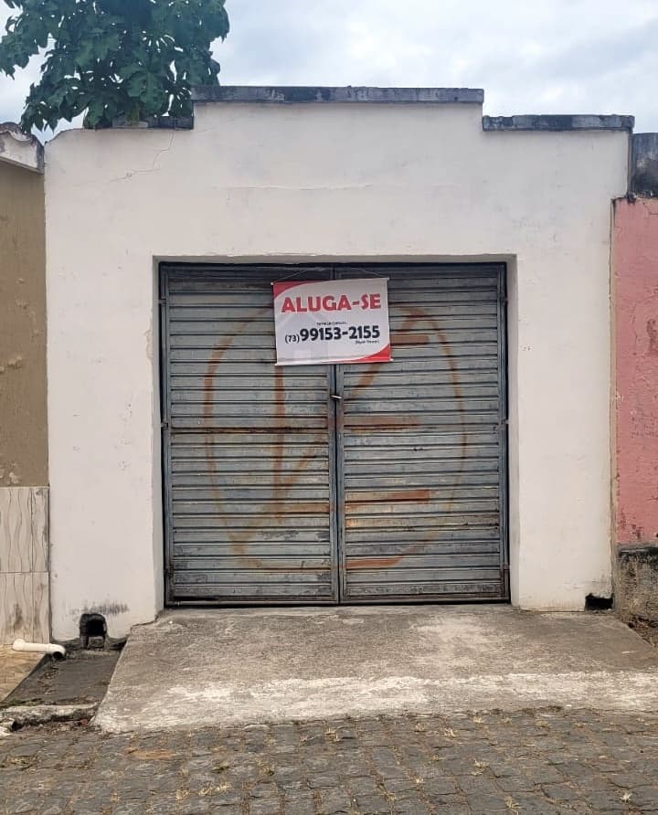Ibirataia: Aluga-se um ponto ao lado da Igreja Católica