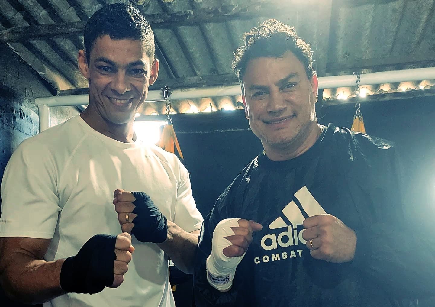 Ibirataense Efinho participa de treino com o pugilista brasileiro Tetracampeão Mundial Unificado de Boxe, Popó