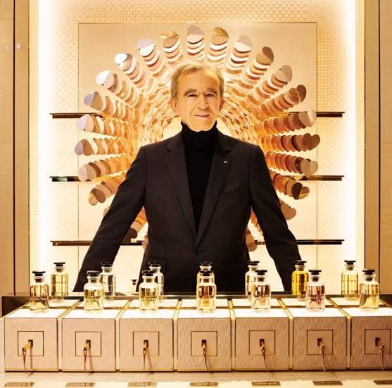 Dono da Louis Vuitton se torna 2º homem mais rico do mundo