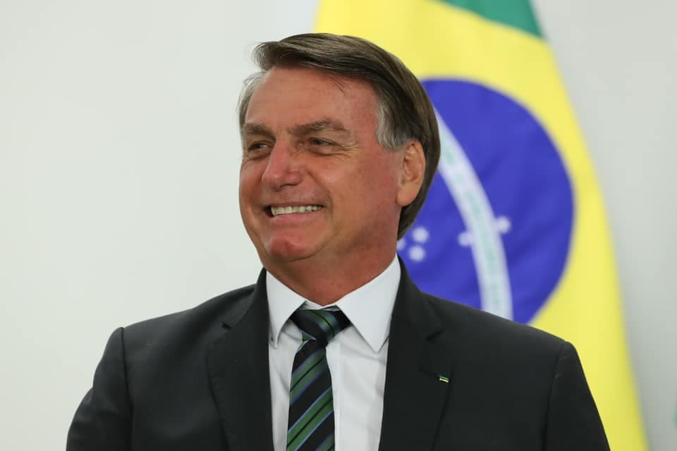 Bolsonaro diz que decreto contra lockdown está pronto