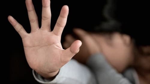 Menina de 11 anos denuncia namorado da mãe por estupro na Bahia