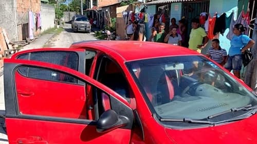 Irmãos gêmeos são mortos a tiros e esposas ficam feridas após perseguição em Cabrália