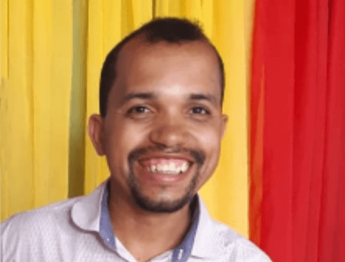 Gilmar Macedo, garçom do Coliseu, sofre grave acidente na BA-263, em Itapetinga