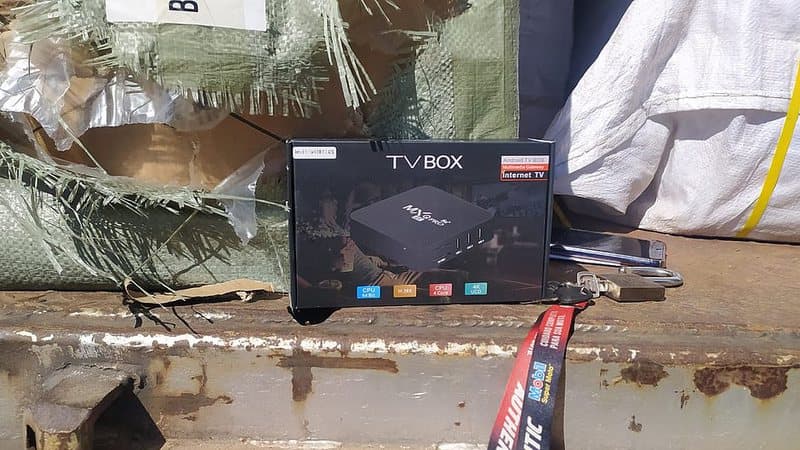 PRF apreende quase 100 mil decodificadores de TV proibidos pela Anatel na Bahia