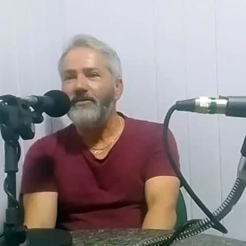 Em entrevista na Netinho FM, nesta sexta-feira, 08, Elisio Reis fala sobre a importância da família