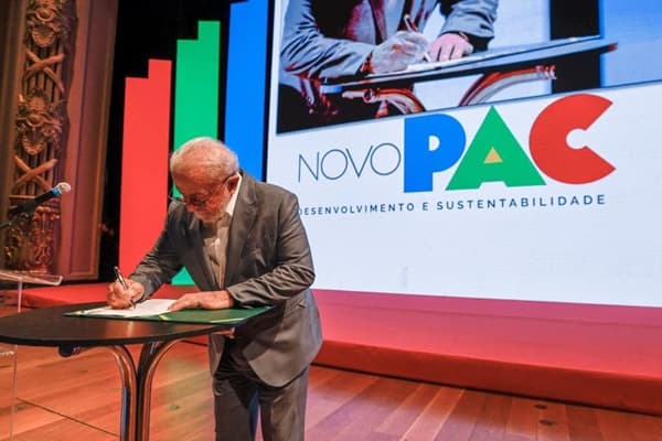 Petistas lamentam que Operação da PF tenham ofuscado Novo PAC