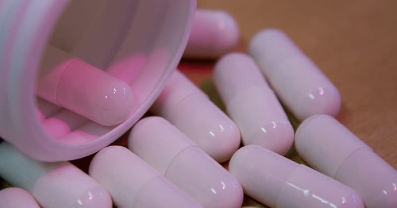 Reino Unido aprova pílula antiviral para tratamento da Covid-19