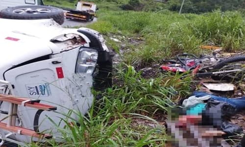 Colisão entre carro e motocicleta deixa uma pessoa morta na BR-101