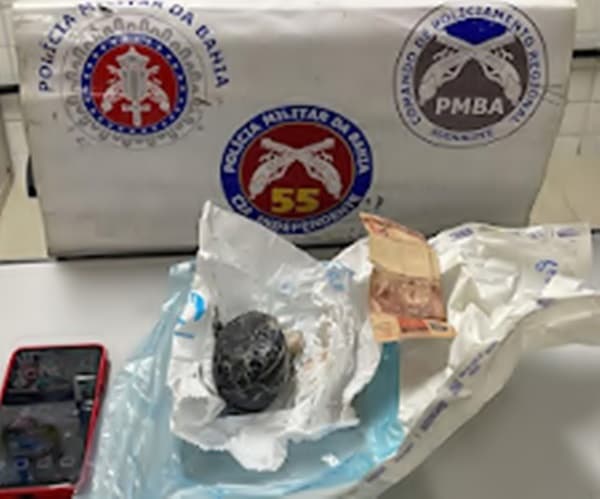 Ibirataia: mulher é presa por tráfico de drogas com entorpecentes nas partes íntimas