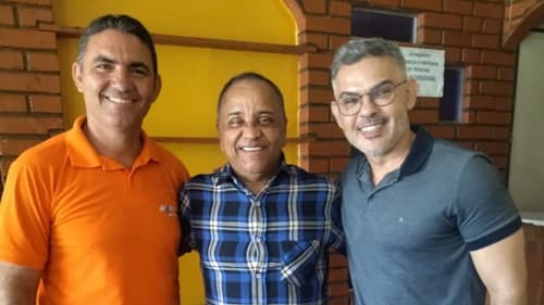 Ibirataia: Entrevista na 91,1 FM: Juca Muniz e Alex Miranda discutem Futuro de Ibirataia