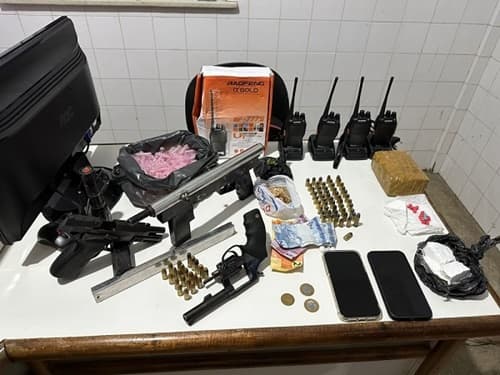 Ubatã: Armas, drogas e munições são apreendidos com três suspeitos