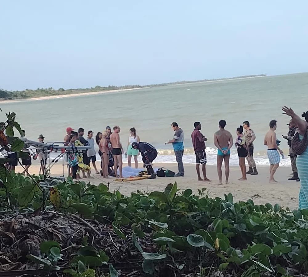 Idoso encontrado morto em praia do sul da Bahia era turista de Minas Gerais; ele foi vítima de afogamento