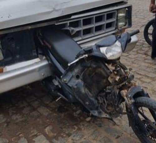 Jovem morre após acidente de trânsito em Teolândia