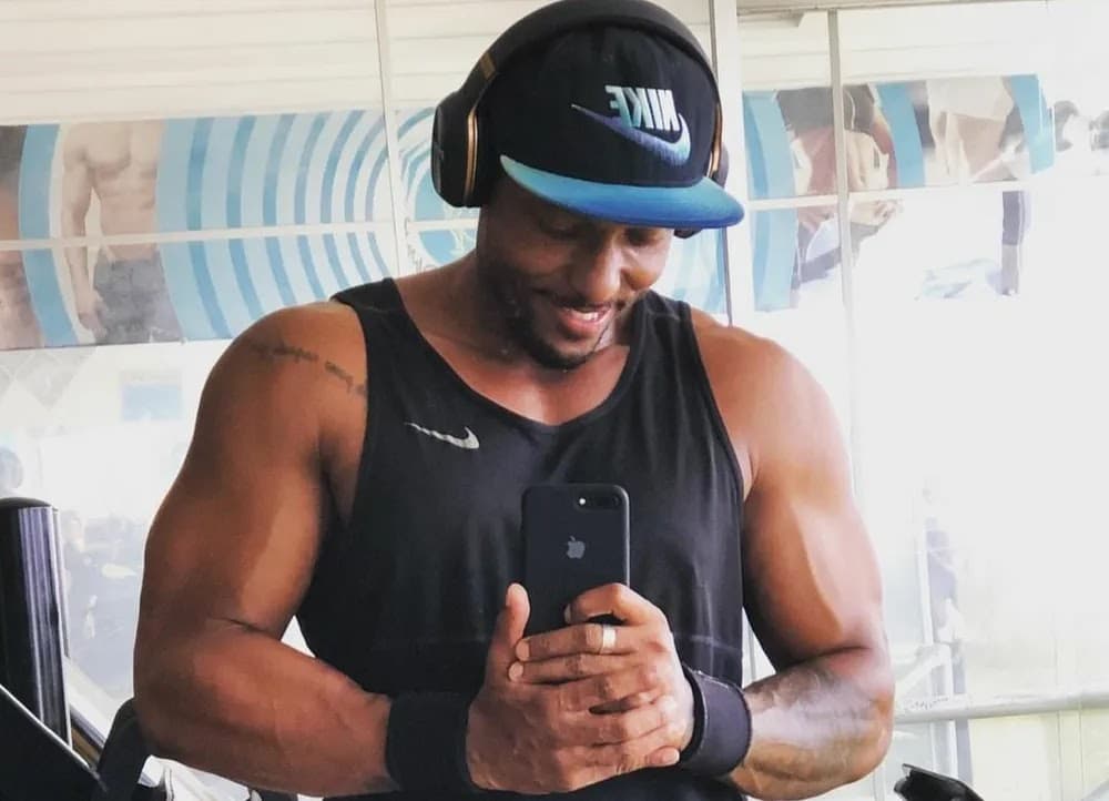 Personal trainer é morto a tiros ao chegar em casa na Bahia