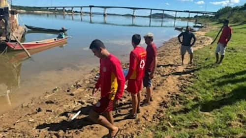 Corpo de Homem é encontrado sob embarcação no Rio São Francisco