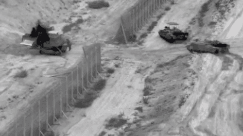 Tanques de guerra de Israel entram na Faixa de Gaza para ataque direcionado antes das próximas etapas