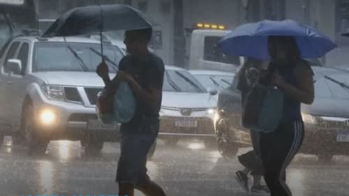 Inmet emite alerta de chuvas intensas para a Bahia e outros 15 estados até quinta-feira