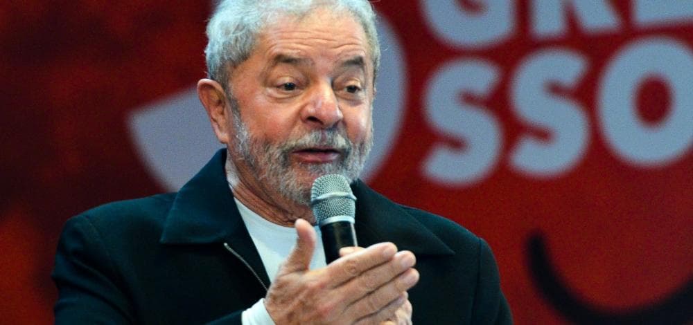 "Bolsonaro tem medo de perder as eleições e ser preso", diz Lula