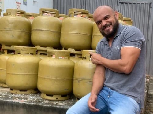 Aiquara: Prefeito sanciona lei que garante vale gás para famílias de baixa renda