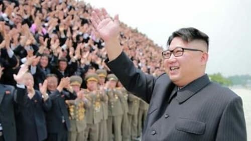 Ditador da Coreia do Norte proíbe cachorro-quente e ordena prisão para casais divorciados
