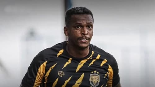 Jô, ex-jogador do Corinthians, volta a ser preso por atraso em pensão alimentícia