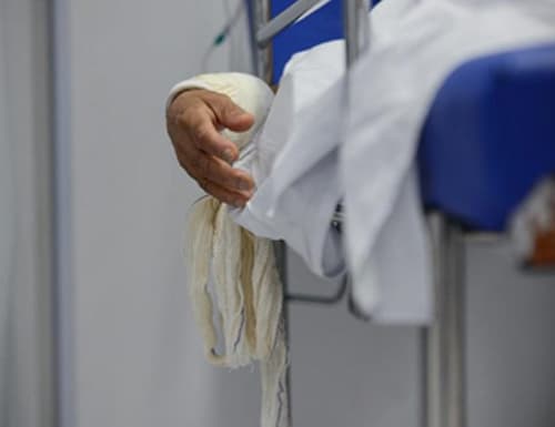Covid-19: Brasil tem 4.195 mortes registradas em 24 horas