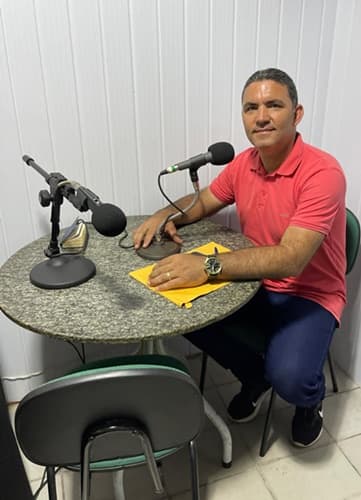 Juca Muniz é destaque durante entrevista no Conexão Ibirataia com o Radialista Gustavo, nesta sexta-feira, 29.