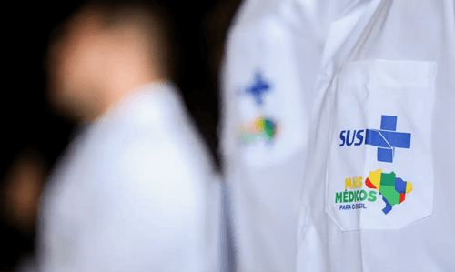 EUA chamam Mais Médicos de “golpe diplomático” e prometem novas sanções