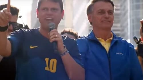 Tarcísio critica Lula e exalta Bolsonaro em ato na Paulista