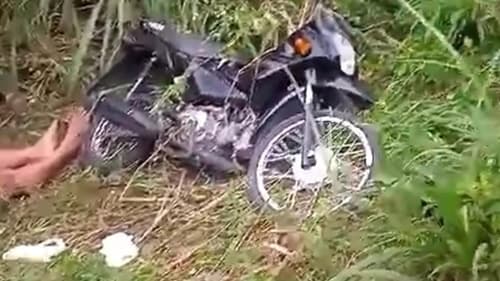 Acidente de moto deixa casal ferido na BA-120 em Ibirataia