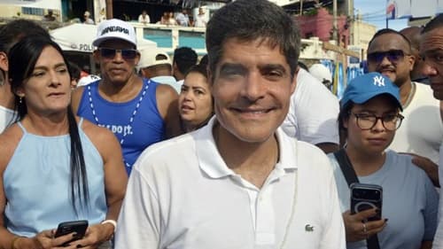 ACM Neto avalia aproximação com Angelo Coronel diante de possível exclusão da chapa de Jerônimo