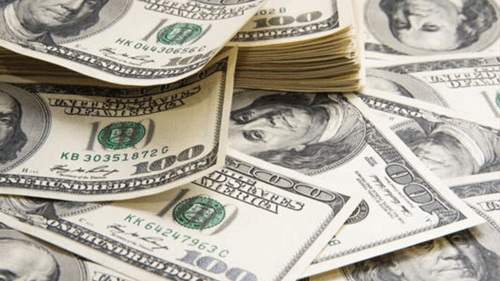 BC injeta mais US$ 5 bi no mercado para conter o dólar; intervenção no mês é maior da história