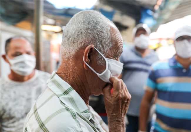 Uso de máscara volta a ser obrigatório na Bahia