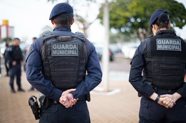 STF fixa que guarda municipal integra sistema de segurança pública