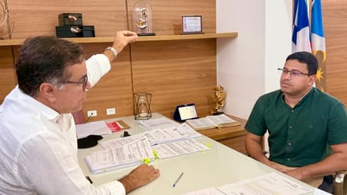 Ibirataia: Prefeito se reúne com Dr. Bruno Leal para tratar de avanços na saúde de Ibirataia