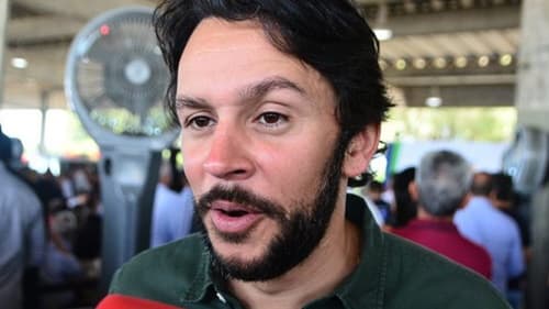 Mário Negromonte Jr. assume vice-liderança do governo Lula e pressiona federação PP-União