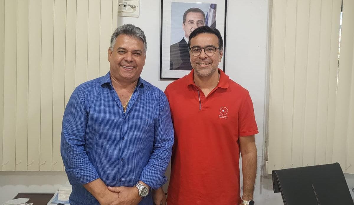 Secretário de Governo de Ibirataia se reúne com presidente da CERB