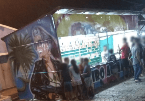 Ubatã: Mulher é alvejada por arma de ar comprimido utilizada em parque depois de romper a proteção da barraca
