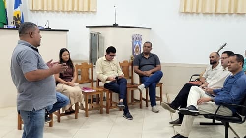 Ibirataia: Vereador Marcos de Manoel participa de reunião com Sandro Futuca e pastores do município
