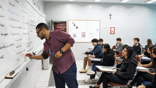 Projeto de lei propõe adicionais de insalubridade e periculosidade para professores