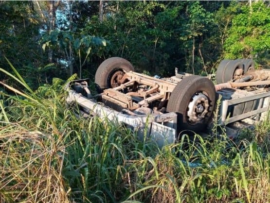 Duas pessoas morrem em acidente na rodovia Ilhéus-Uruçuca